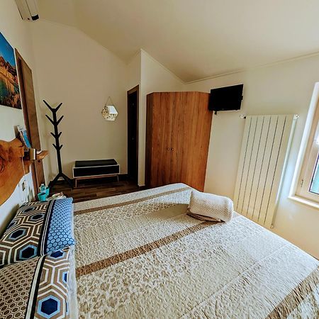Agriturismo Caruggiu Di Via Vecchia 奥尔科费利诺 外观 照片