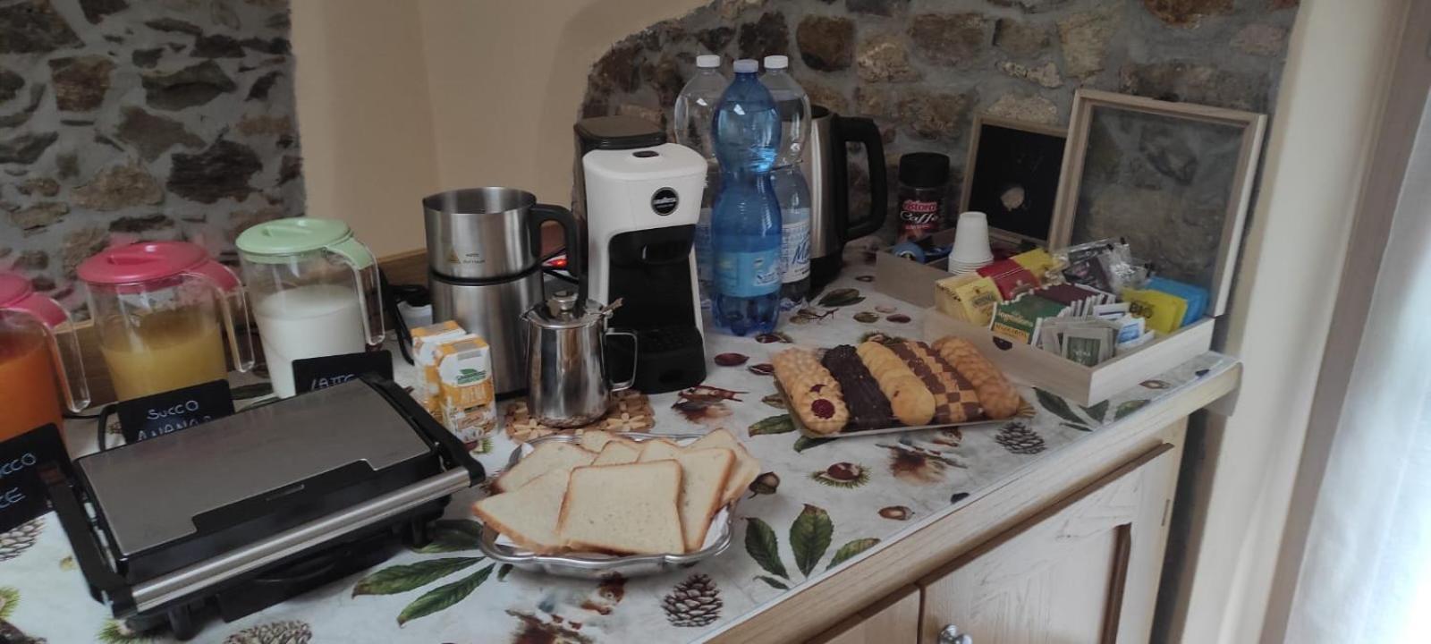 Agriturismo Caruggiu Di Via Vecchia 奥尔科费利诺 外观 照片