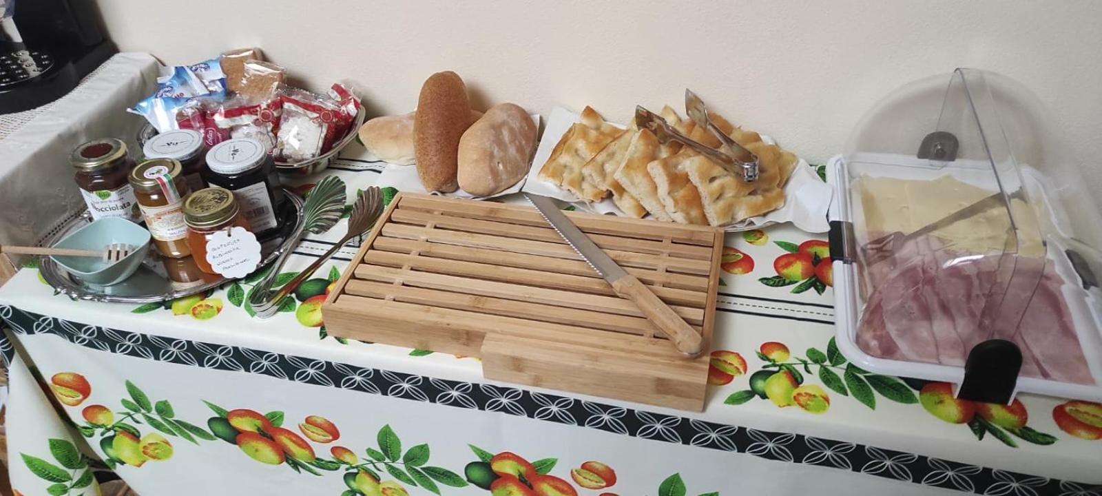 Agriturismo Caruggiu Di Via Vecchia 奥尔科费利诺 外观 照片