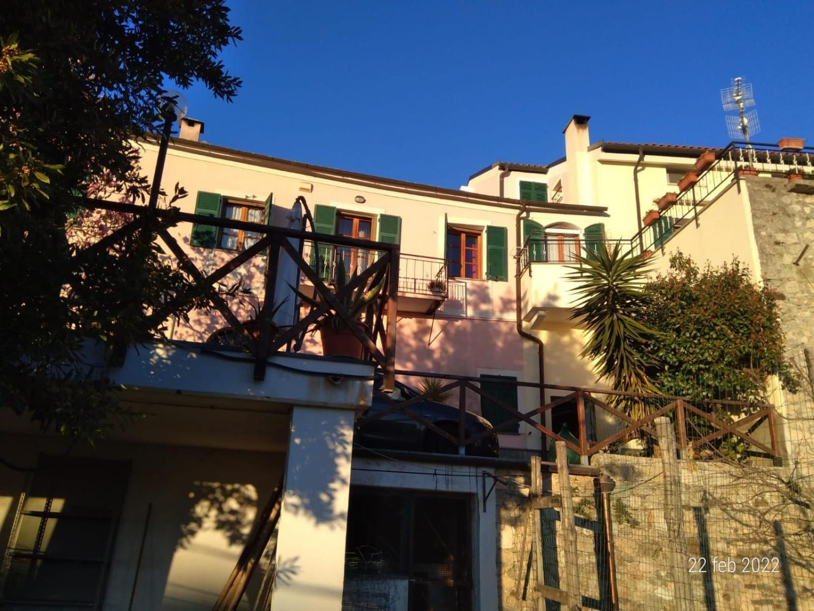 Agriturismo Caruggiu Di Via Vecchia 奥尔科费利诺 外观 照片