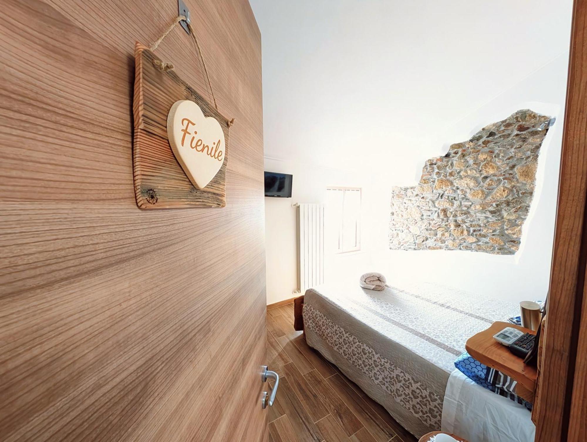 Agriturismo Caruggiu Di Via Vecchia 奥尔科费利诺 外观 照片